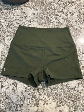 NOBULL High waist short